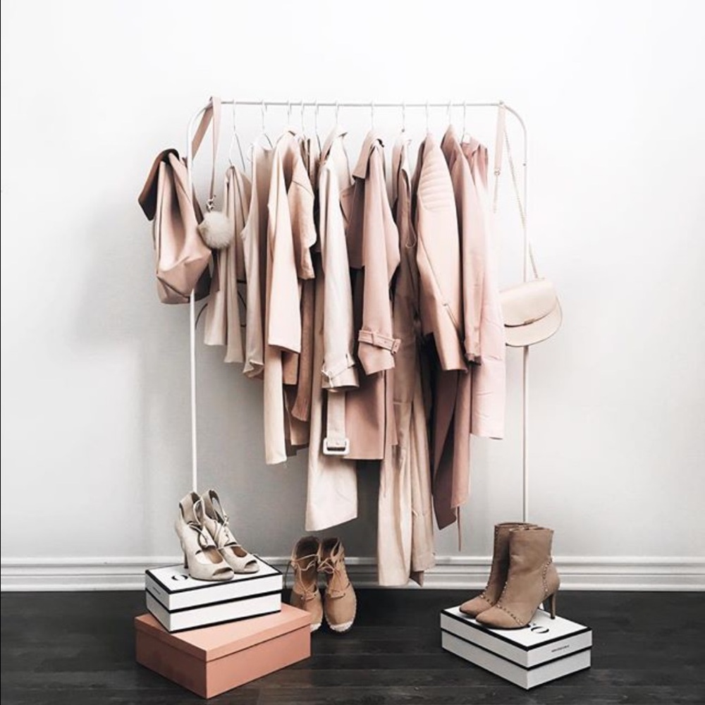 Meet your Posher, Blushbutik.