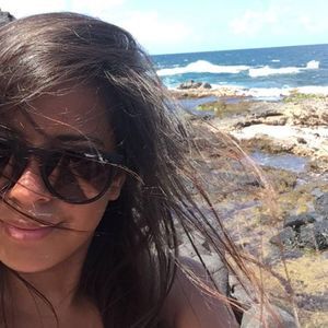 Meet your Posher, Alexis