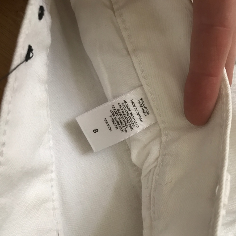 Sold Express high waisted white Jean shorts - Picture 4 of 4
