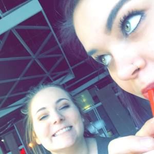 Meet your Posher, Avery