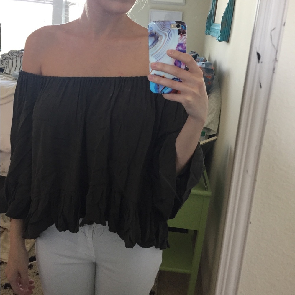 NWT Tilly's olive off the shoulder top