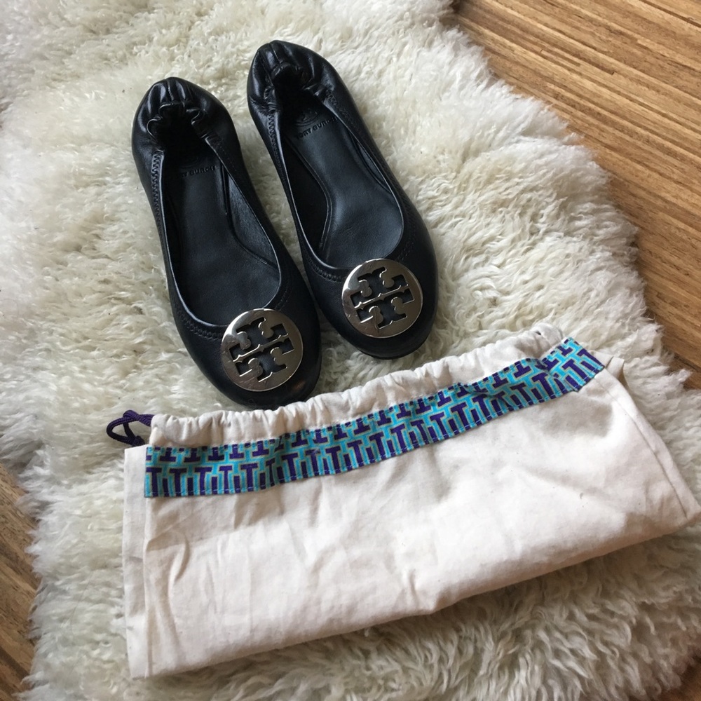 TORY BURCH Black Reva Flats with Silver Hardware!