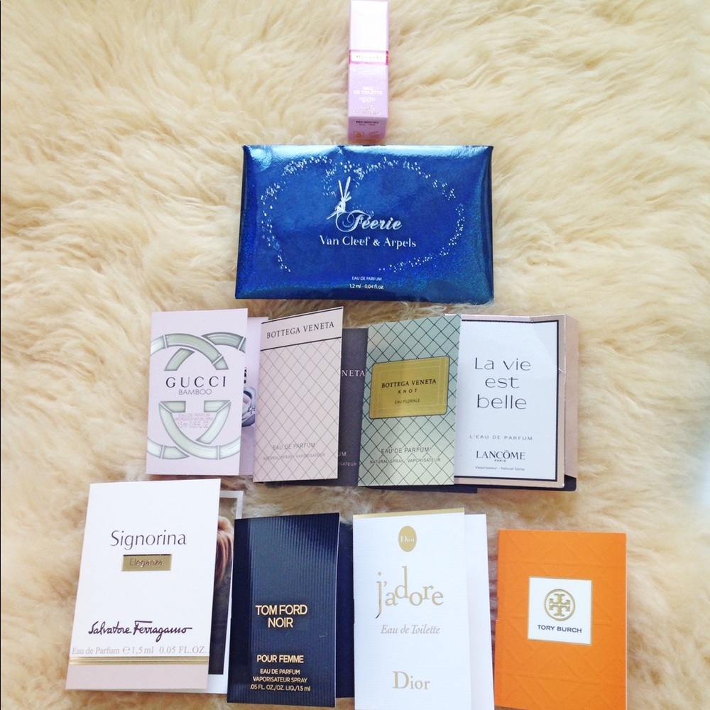 Women's perfume set