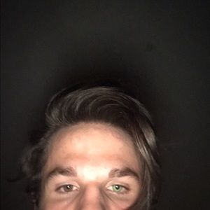 Meet your Posher, Max