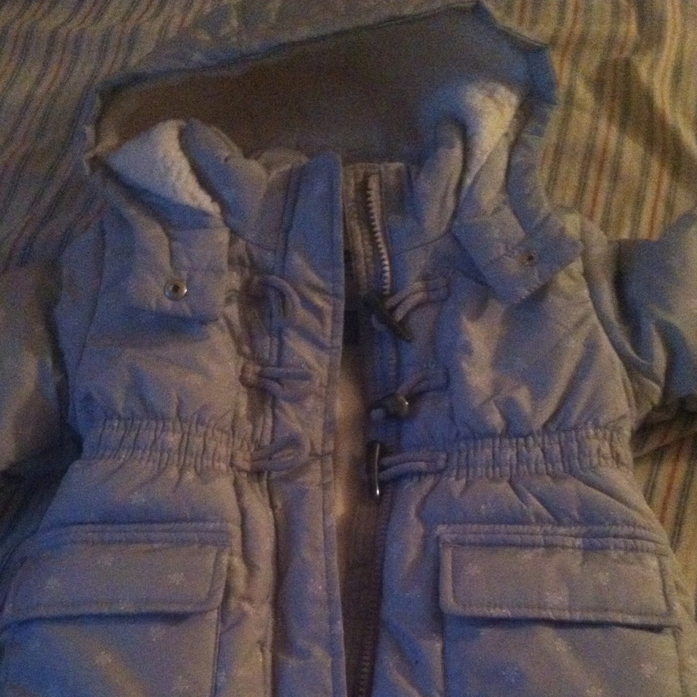 Brand new old navy coat 2t