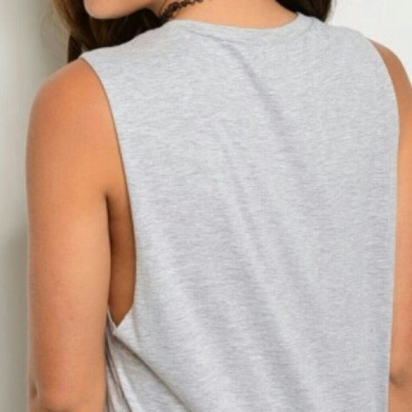 ✨HP✨MONDAY COFFEE TANK - Picture 3 of 4