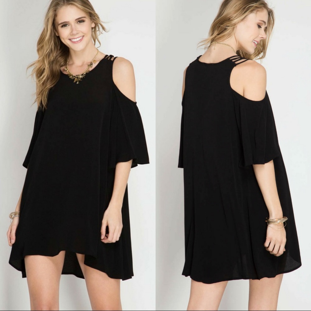 ‼️S & M ONLY‼️Half Sleeve Cold Shoulder Tent Dress