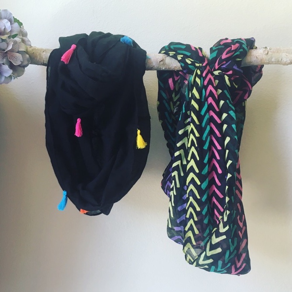 Set of 2 Scarves NWT