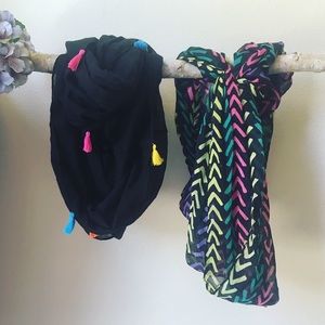 Set of 2 Scarves NWT