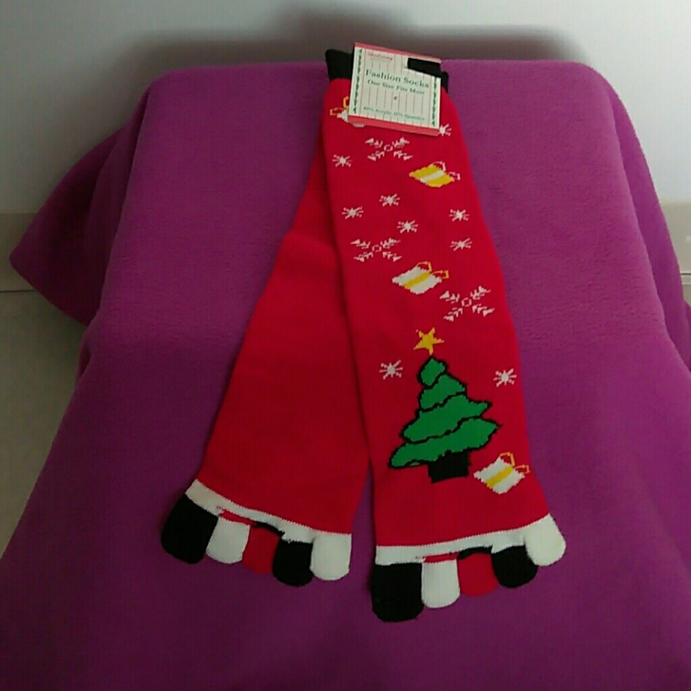 Holiday toe socks OSFM