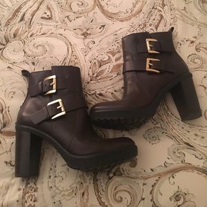 Michael Michael Kors brown leather boots