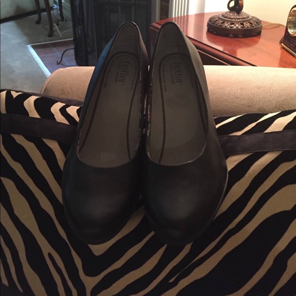 Shoes very stylish and cute