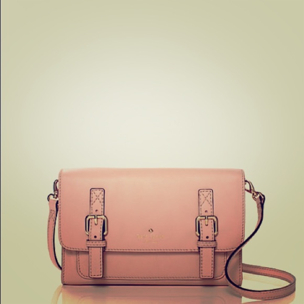 Tan Kate Spade messenger bag