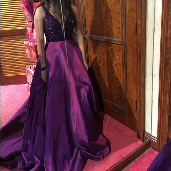 SHERRI HILL 32336 PLUM PURPLE PROM DRESS WORN ONCE - Picture 4 of 4