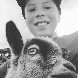 Meet your Posher, Blake