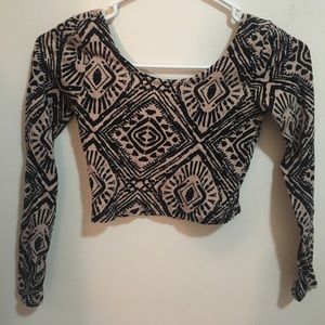 Long sleeve crop top