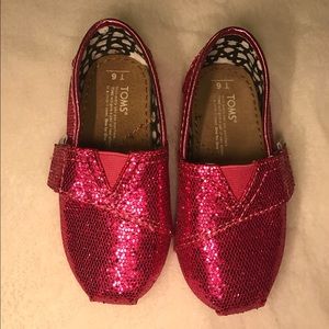 Pink glittery TOMS