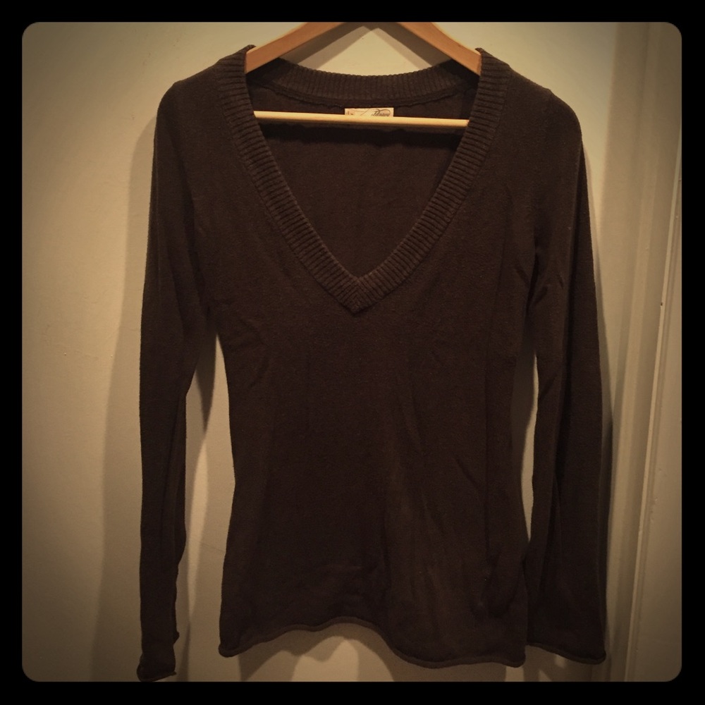 Brown sweater