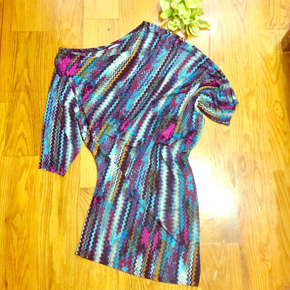 Mixology colorful stretchy form fitting dress!S