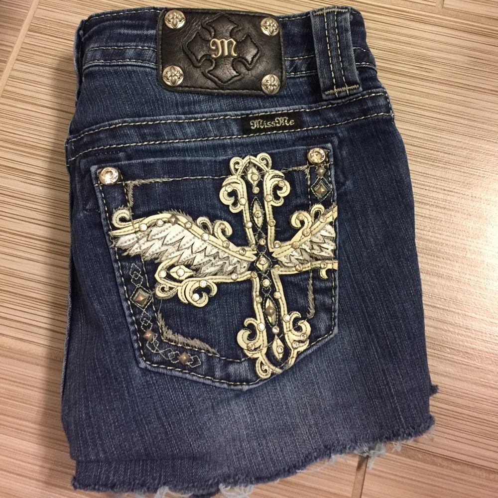 Miss Me short pants sz 27