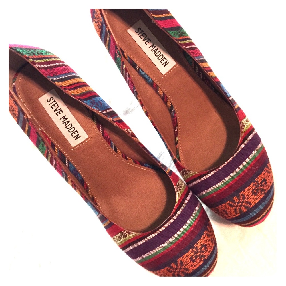 Steve Madden fiesta wedges! Never worn!