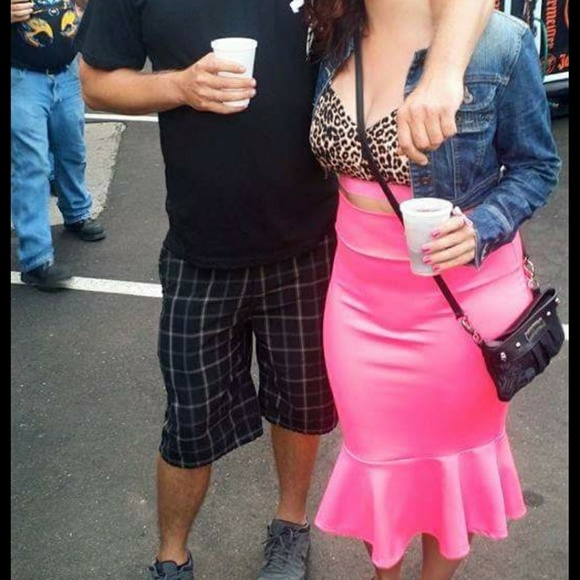 crop top - Picture 2 of 4