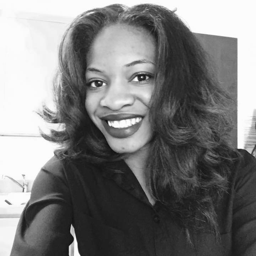 Meet your Posher, Anjelica