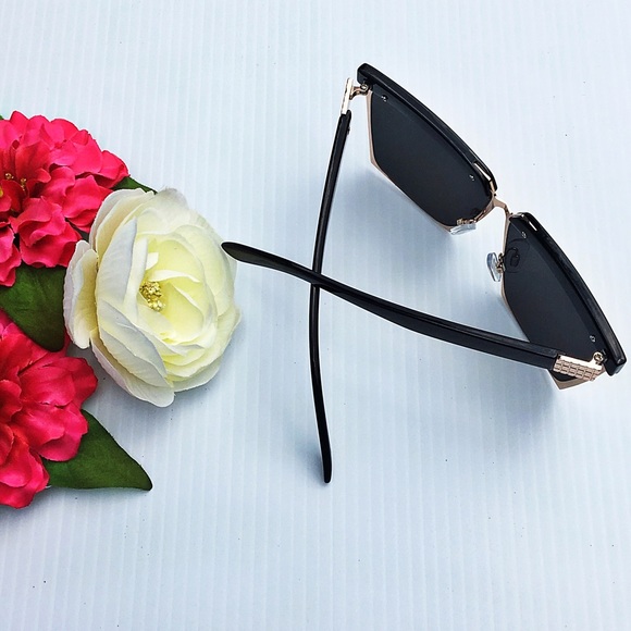 "Girl on Fire" Square Cat Eye Flat Metal Aviator - Picture 3 of 4