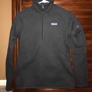 Patagonia 1/4 zip sz. Small. New with tags