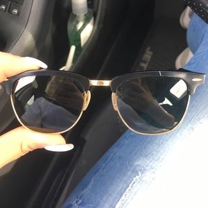 black Ray-Ban Clubmaster Glasses