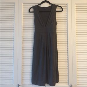Gray Gap Empire-waisted Sleeveless Dress in M
