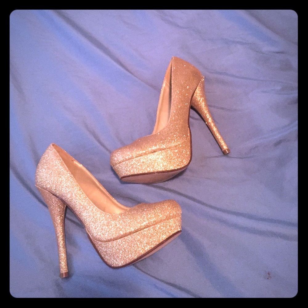 Gold glitter heels