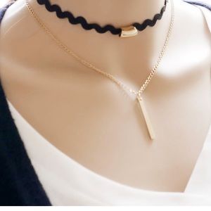 Necklace choker