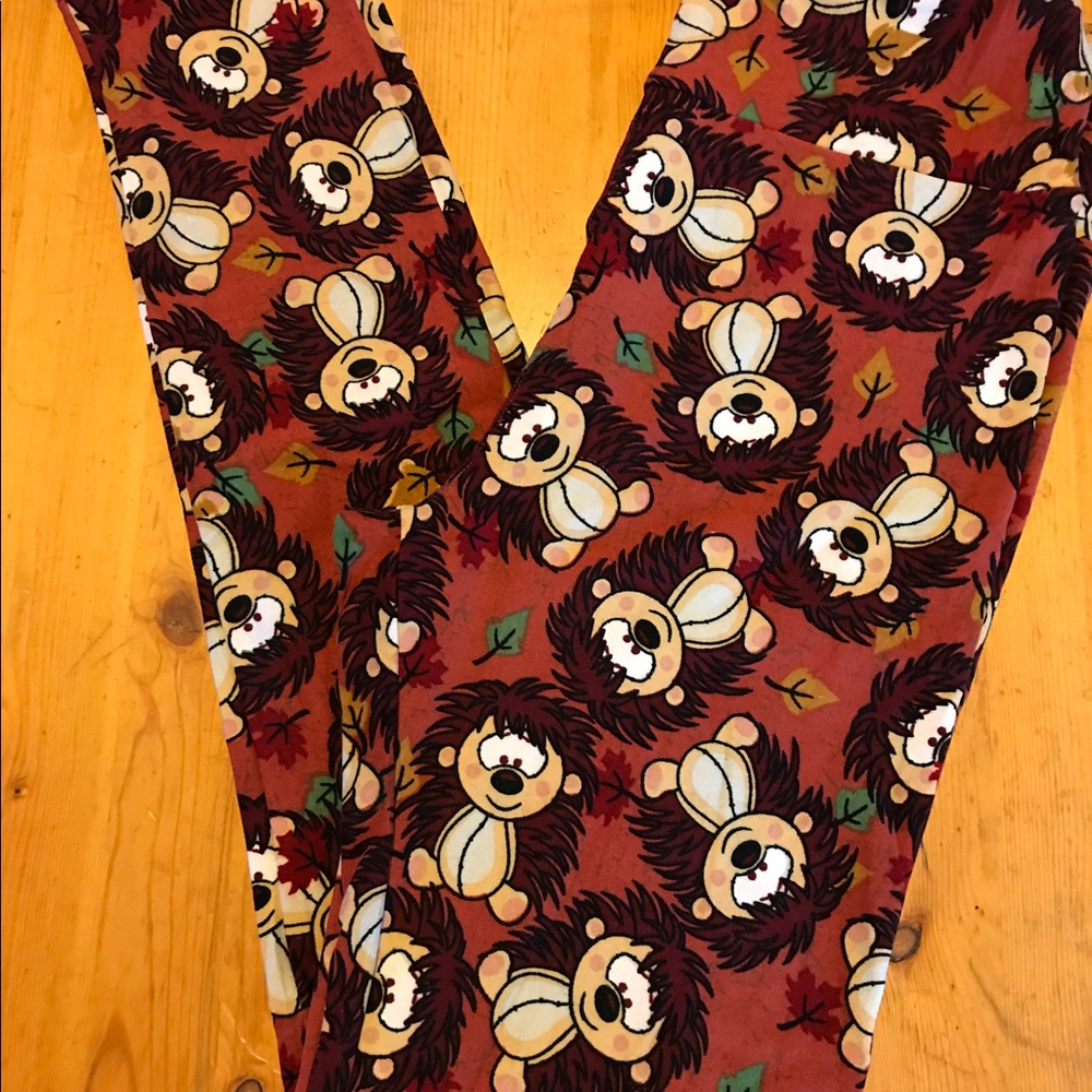 🎉SALE🎉BNWT LULAROE BROWN HEDGEHOG OS LEGGINGS 🦄