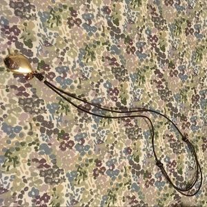 Pretty leather brown necklace