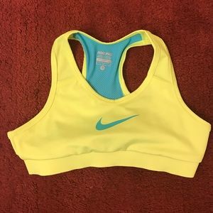 Girls NikePro Dri-Fit Sports Bra