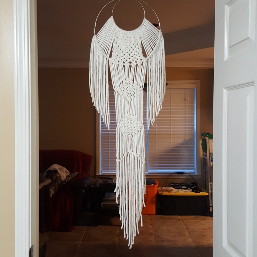 Macrame wall hanging