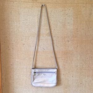 ❌ SOLD ❌ Fossil Crossbody Purse - Gold