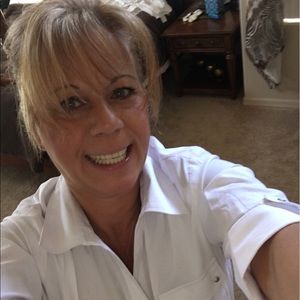 Meet your Posher, Michele