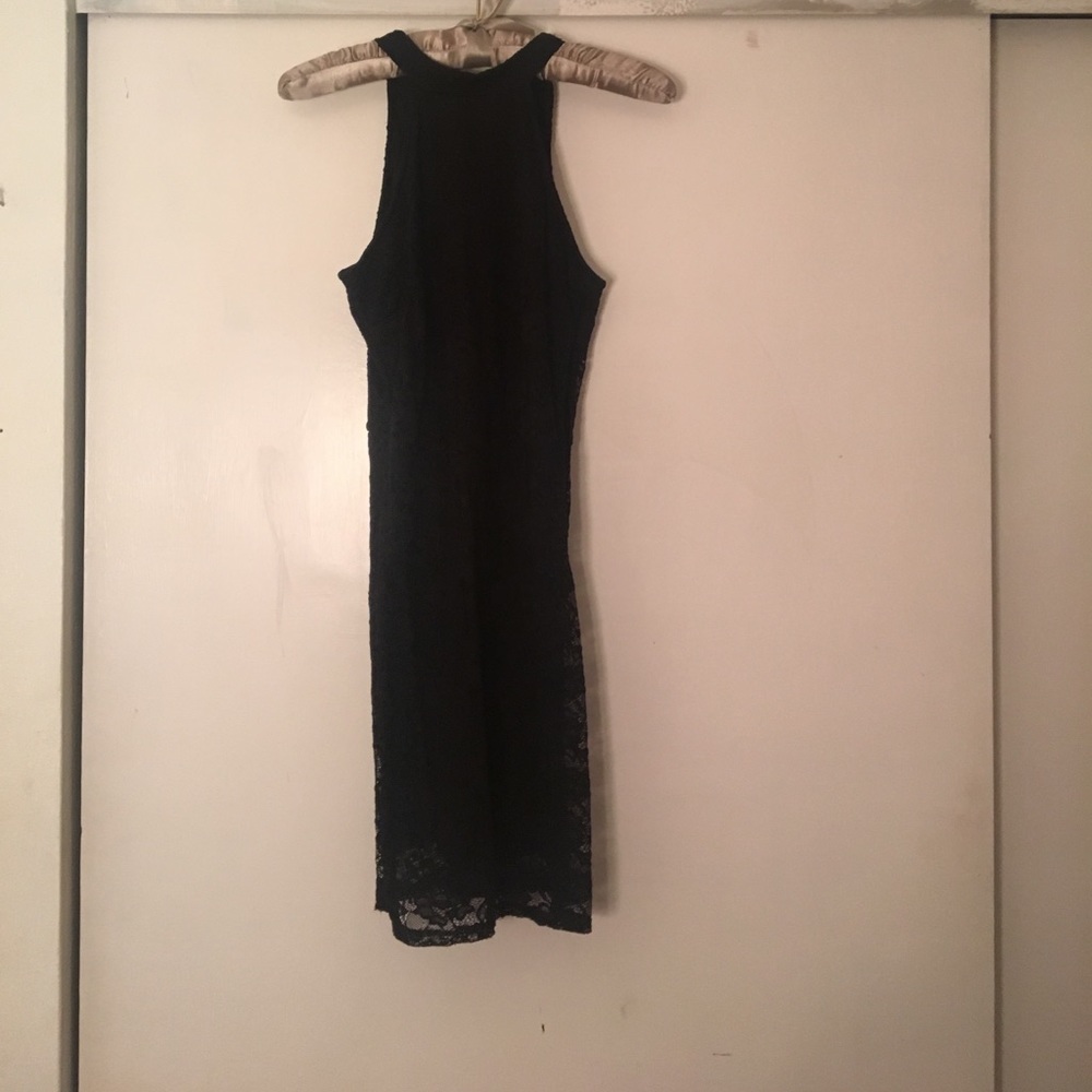 Black halter top shirt prom dress