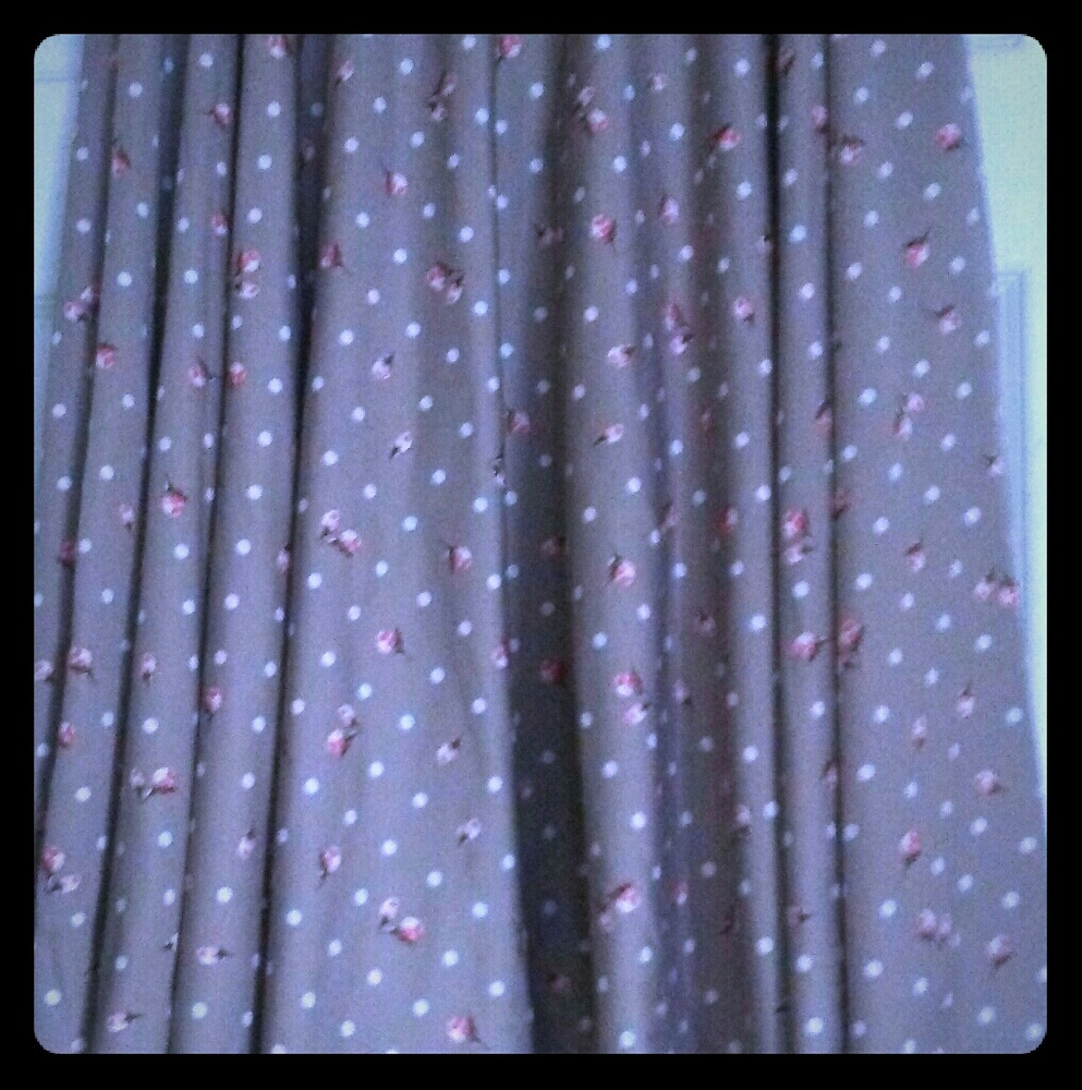 Beautiful skirt trades and offers  are welcome