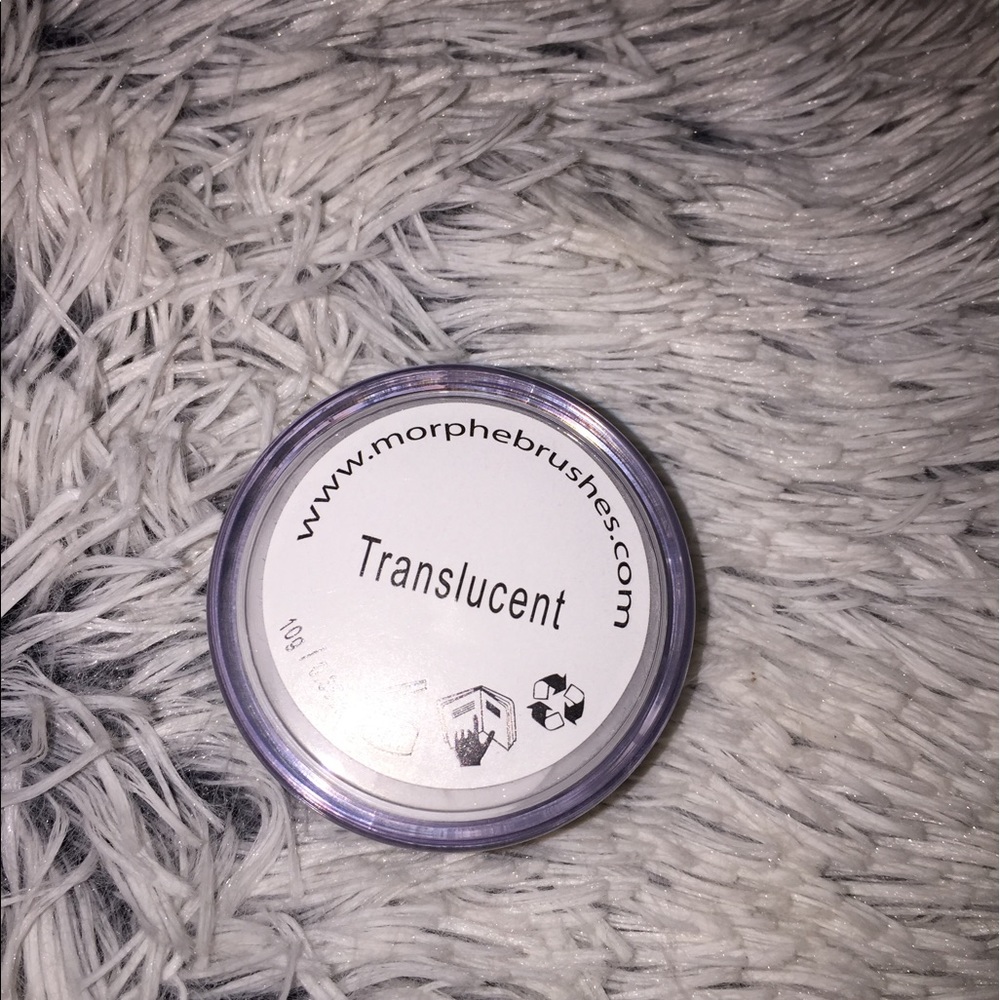 Translucent -Ultra Fine Pro Setting Powder - Picture 2 of 3