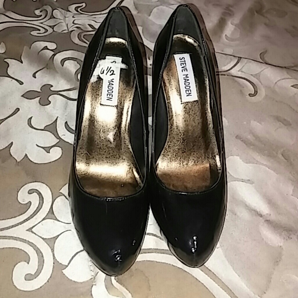 Steve Madden pumps
