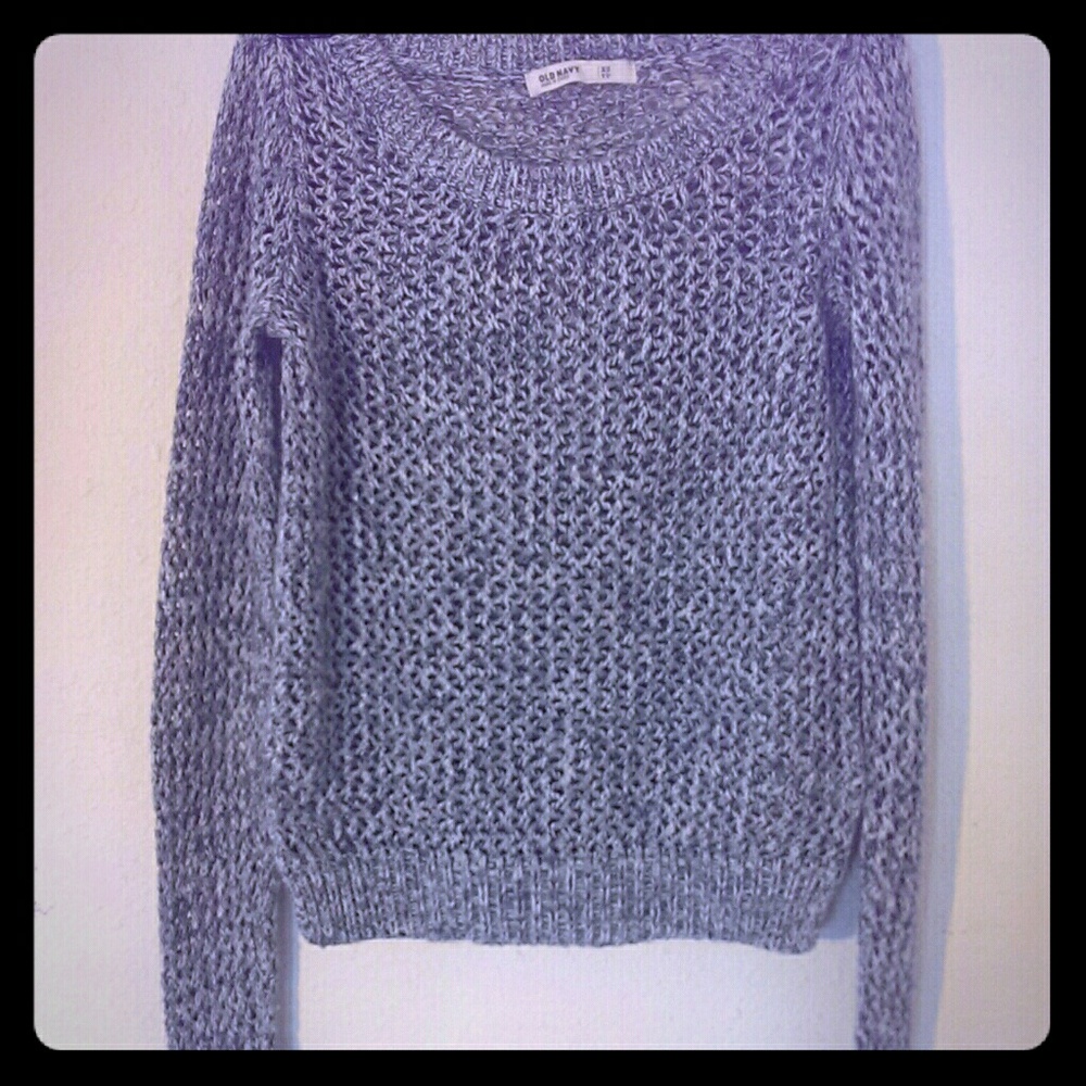 Blue and white loose woven pullover
