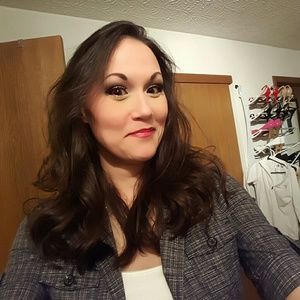 Meet your Posher, Yumiko