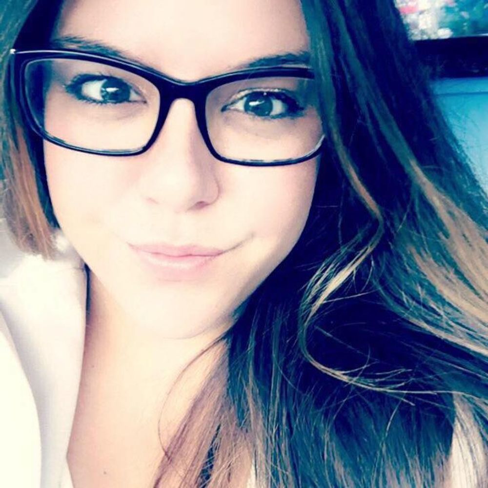 Meet your Posher, Cristina