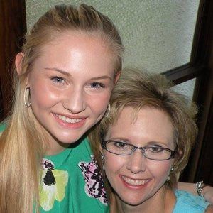 Meet your Posher, Regina