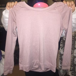 Long sleeves detailed tee