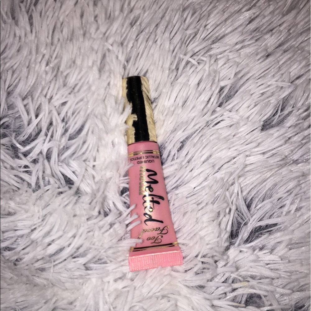 Too Face mini Lippie!