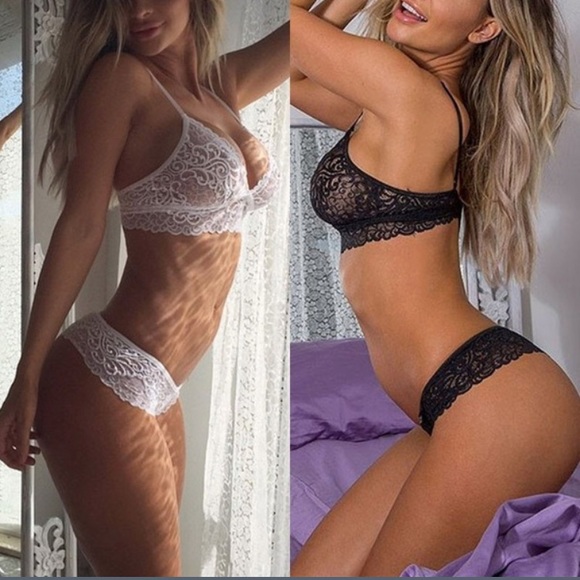 SOLD✨White lace bralette and panty set - Picture 3 of 4